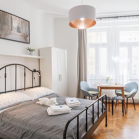 Bright Downtown Studio Πράγα Εξωτερικό φωτογραφία